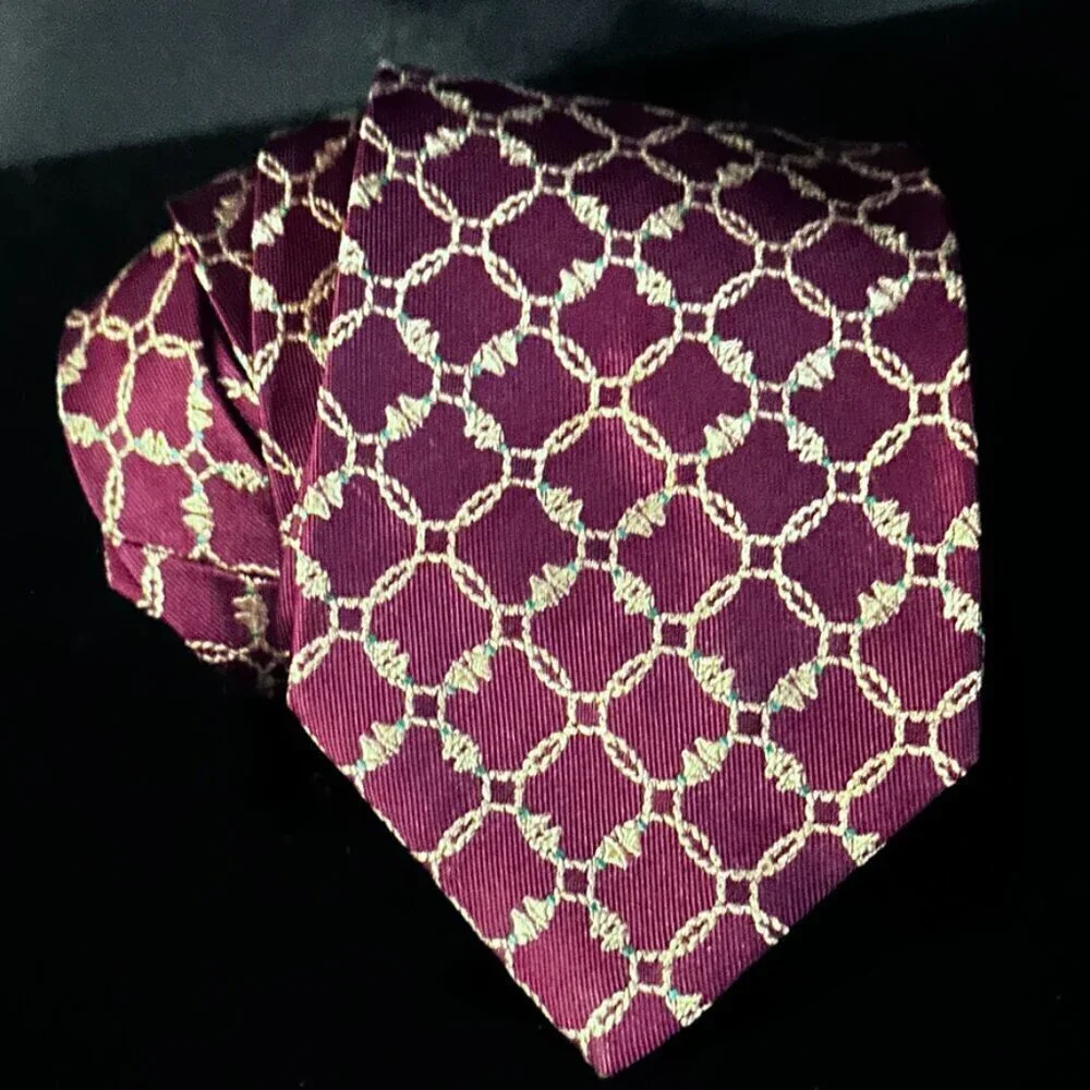 Gianfranco Ferre Neckwear Tie Silk Red Gold Baroque Filigree Maroon Luxury EUC